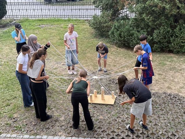 Spiel und Spass rond oms Feld